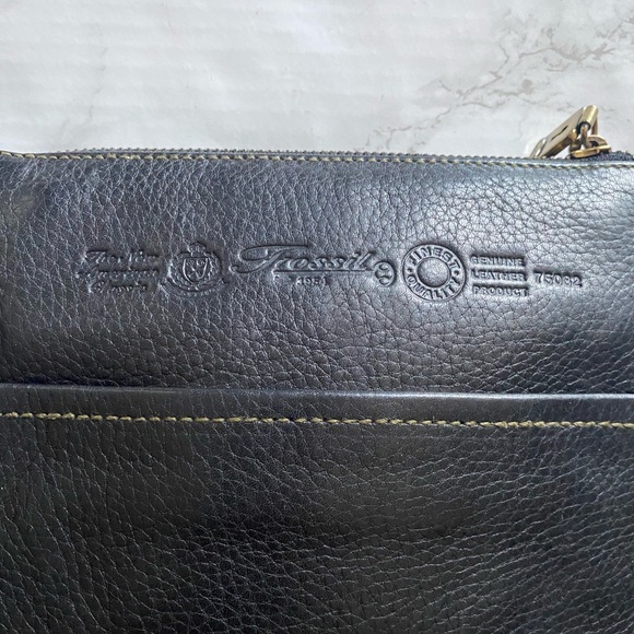 Fossil Bags Vintage Fossil Black Leather Crossbody Organizer Bag